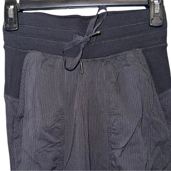 LULULEMON Black Dance Studio 29" Jogger Pants Size 2 - Picture 6 of 13